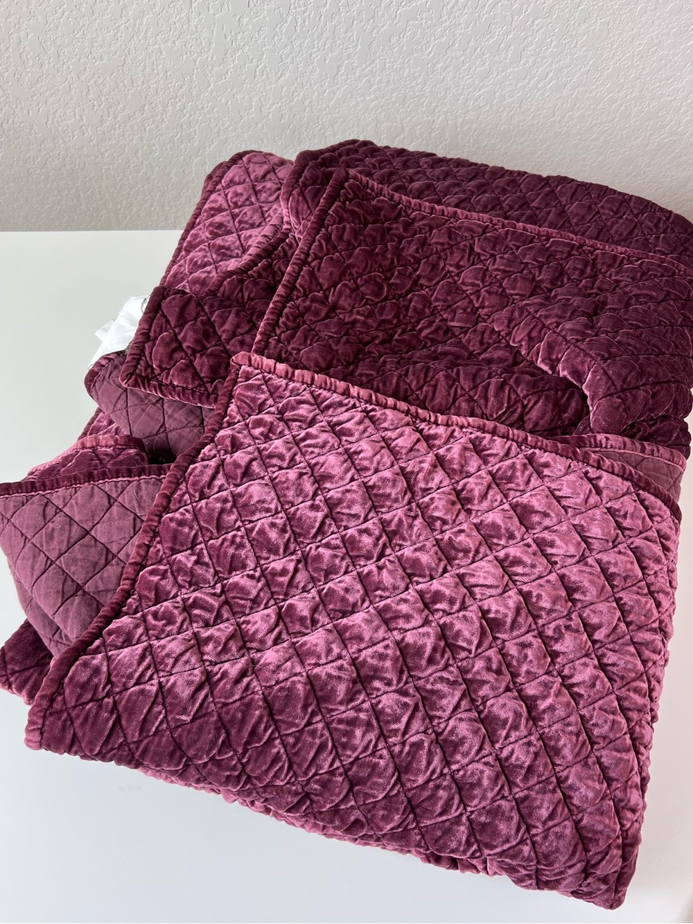 West Elm Velvet Quilt Deep purple 88 x 92 full / queen